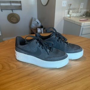 Women’s Nike Air Force 1 Sage Low